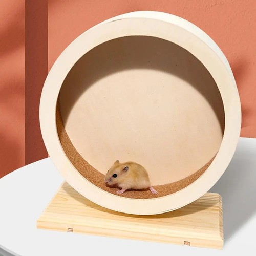 Silent wooden hamster - wooden,